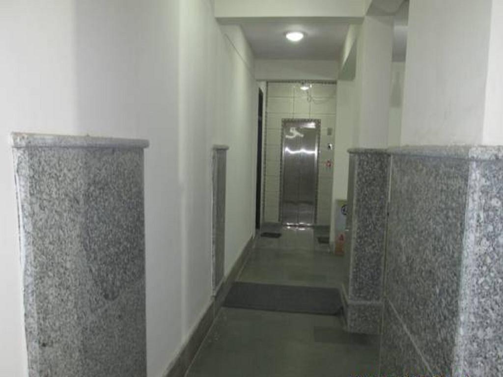 Charanpahari Hotel New Delhi Exterior photo